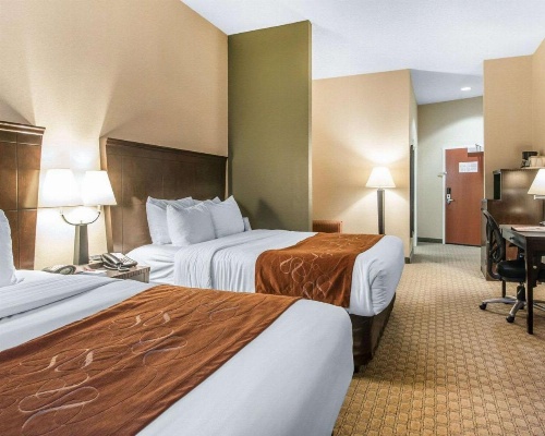 University Inn Vestal image 23