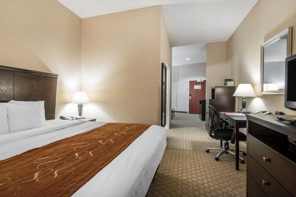 University Inn Vestal Main image